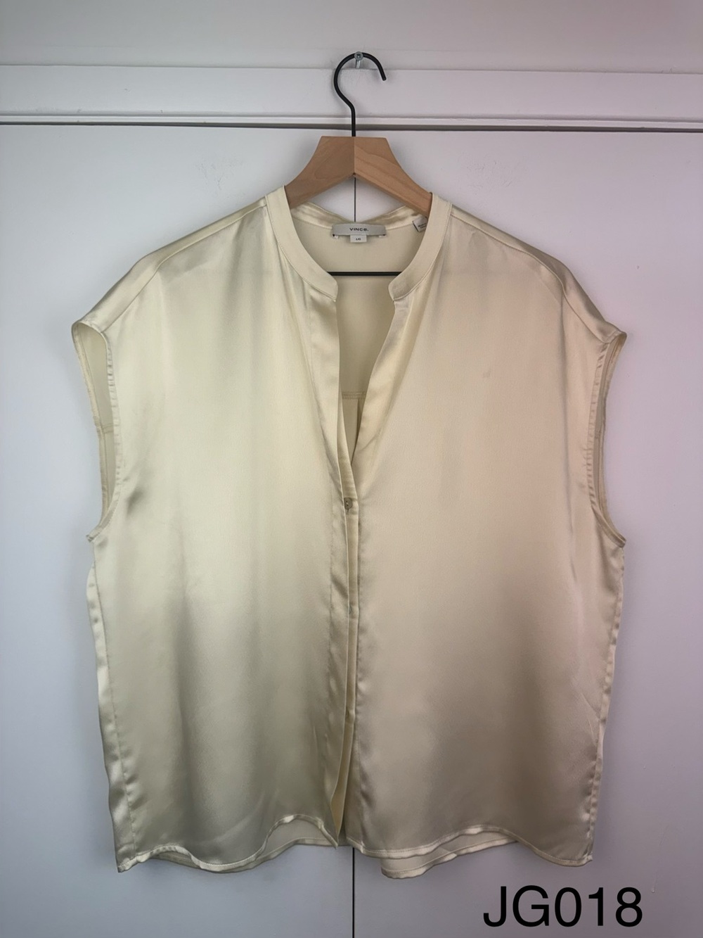 Vince Silk Cap Sleeve Half Placket Blouse Cream L